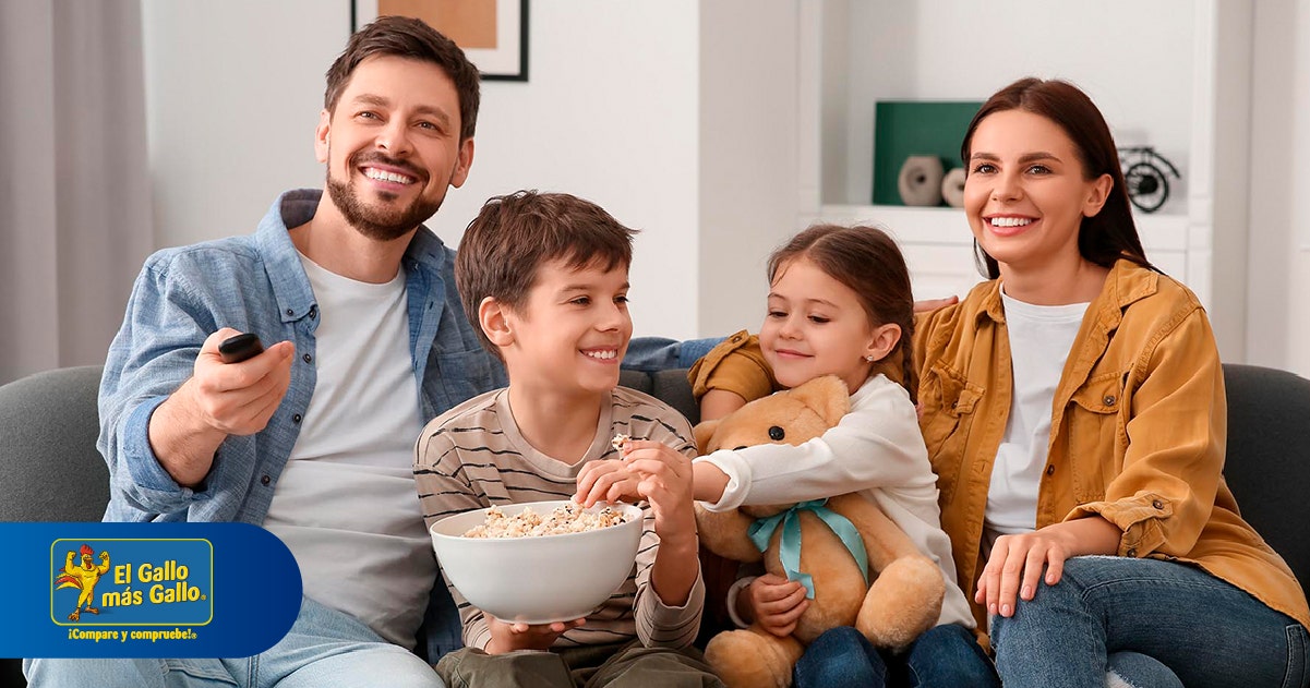 ¿Cómo transformar mi sala en un cine familiar? 